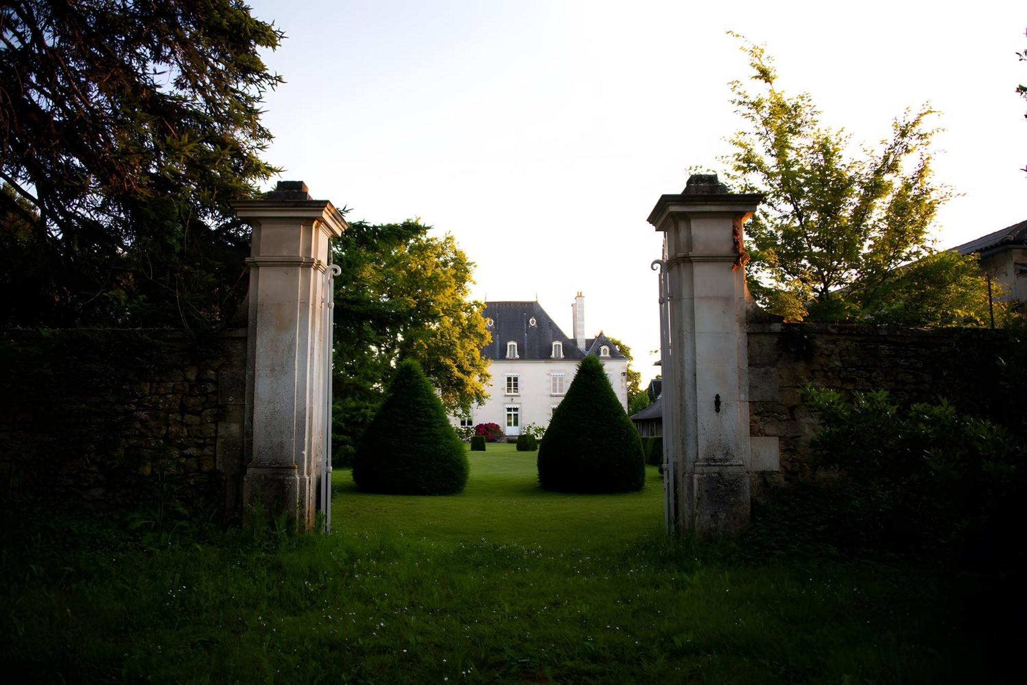 Domaine De La Briouse Bed and Breakfast Sanxay Eksteriør billede