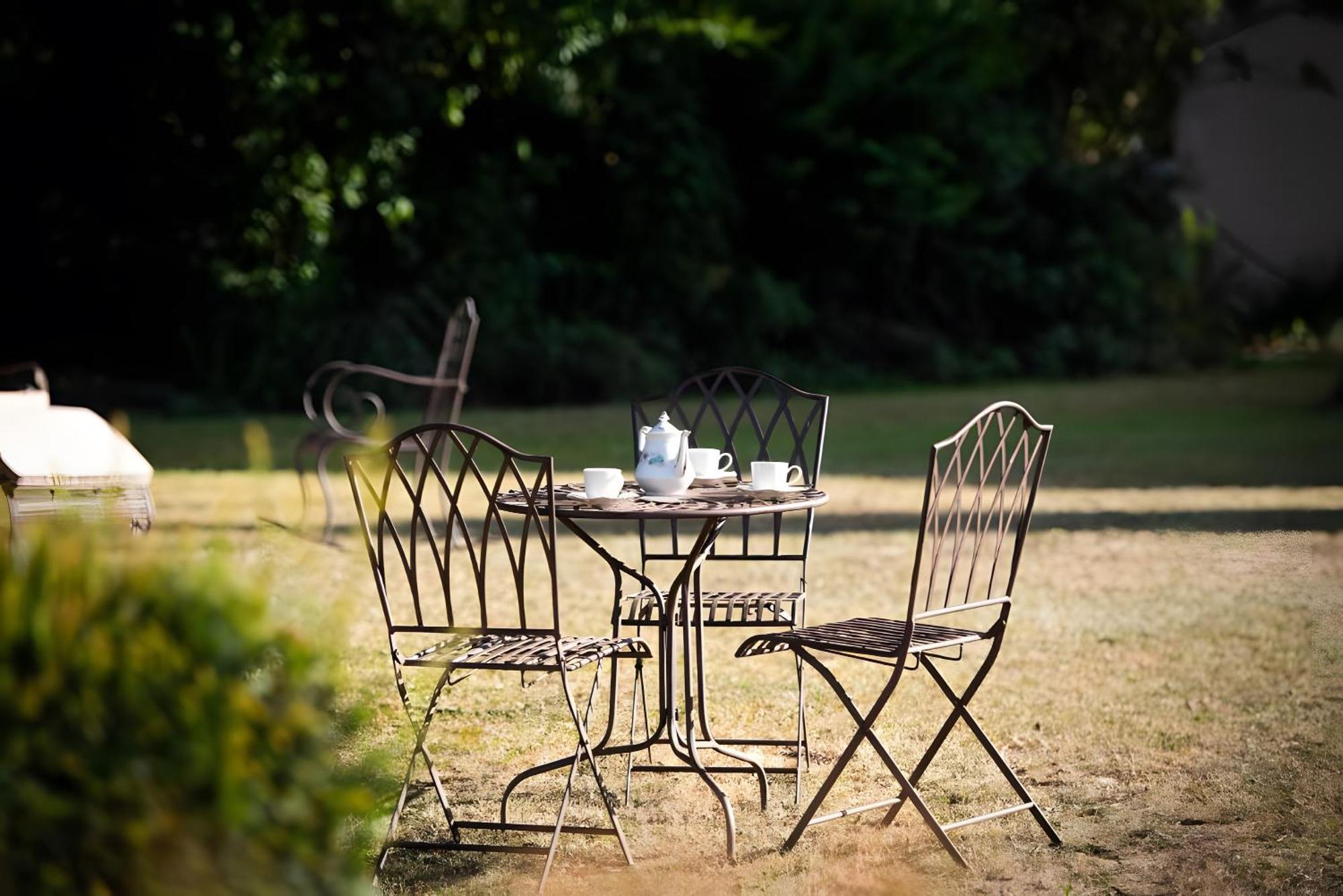 Domaine De La Briouse Bed and Breakfast Sanxay Eksteriør billede